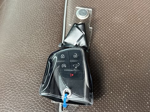 Used 2024 GMC Sierra 3500 Denali w/ Technology Package image 34