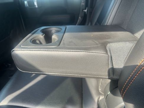 Used 2023 Jeep Gladiator Mojave w/ Cold Weather Group image 17