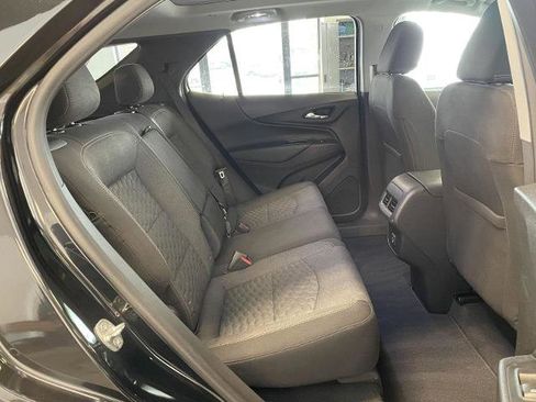 Used 2021 Chevrolet Equinox LT image 25