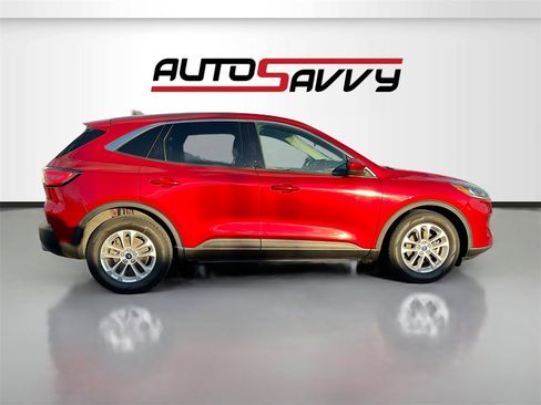 Used 2021 Ford Escape SE w/ Convenience Package image 8