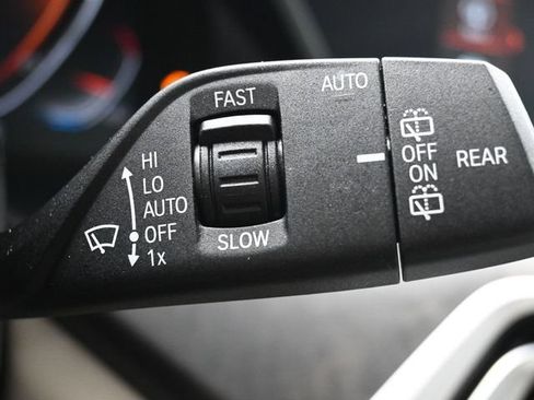 Used 2022 BMW X5 sDrive40i w/ M Sport Package RWD image 27