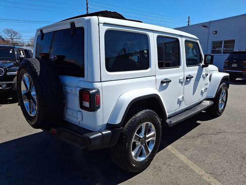 Certified 2022 Jeep Wrangler Unlimited Sahara w/ Cold Weather Group image 6