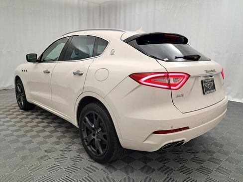 Used 2019 Maserati Levante S image 4