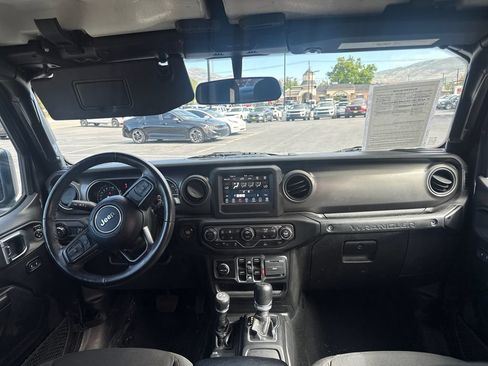 Used 2023 Jeep Wrangler Unlimited w/ Cold Weather Group AWD/4WD image 14
