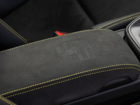 Used 2025 Porsche 911 GT3 RS image 62