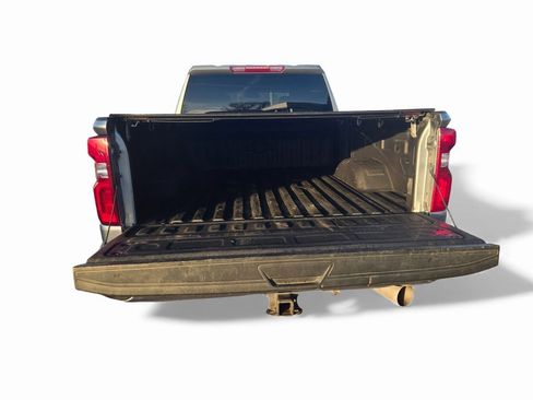 Used 2024 Chevrolet Silverado 2500 LTZ w/ LTZ Convenience Package image 5