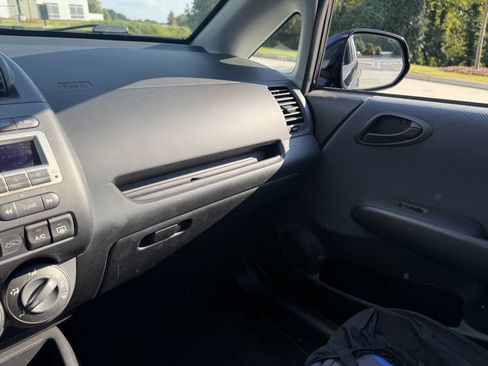 Used 2008 Honda Fit image 17