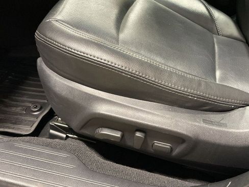 Used 2019 Subaru Outback 3.6R Limited image 14