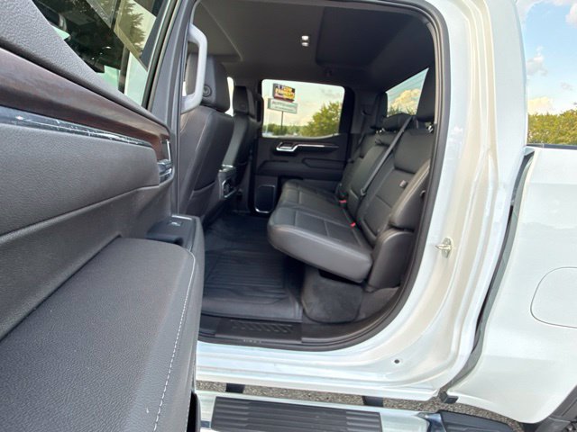 Used 2023 GMC Sierra 1500 SLT w/ SLT Premium Package AWD/4WD image 30