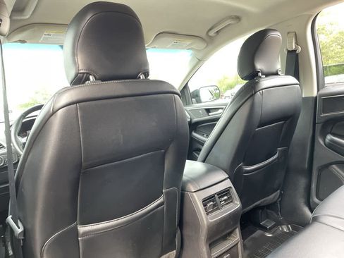 Used 2016 Ford Edge SEL w/ Equipment Group 201A AWD/4WD image 20