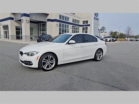 Used 2017 BMW 330i Sedan image 37