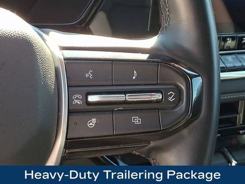 Used 2024 Chevrolet Colorado LT w/ LT Convenience Package III AWD/4WD image 8