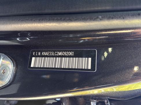 Used 2021 Kia Stinger GT2 RWD image 31