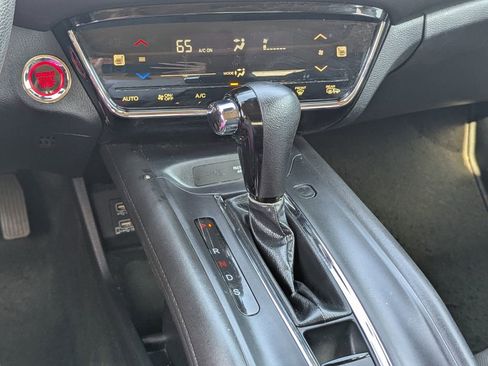 Used 2022 Honda HR-V EX image 20