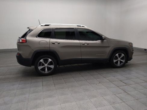 Used 2019 Jeep Cherokee Limited FWD image 10