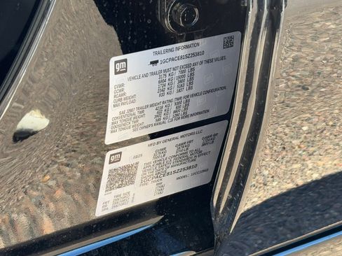 Used 2025 Chevrolet Silverado 1500 LT w/ Safety Package image 29