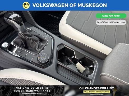 New 2026 Volkswagen Taos SE image 22