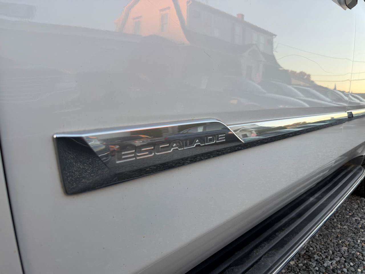 Used 2016 Cadillac Escalade ESV Luxury AWD/4WD image 35