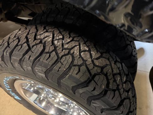 Used 2006 Dodge Ram 3500 Truck SLT image 4