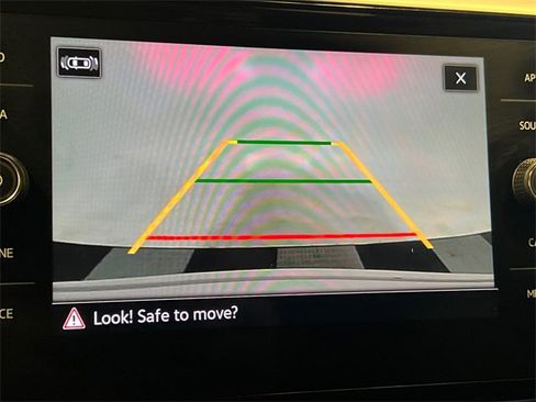 Certified 2023 Volkswagen Atlas Cross Sport SE image 25