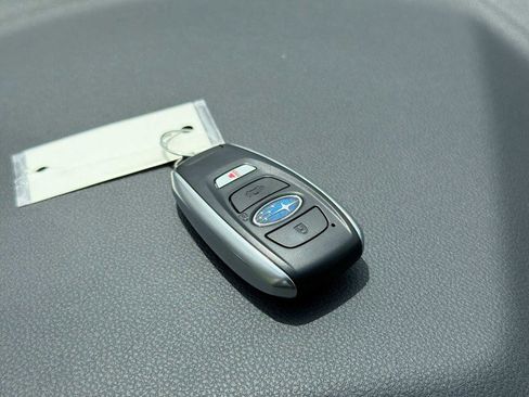 Certified 2022 Subaru Ascent Touring AWD/4WD image 31