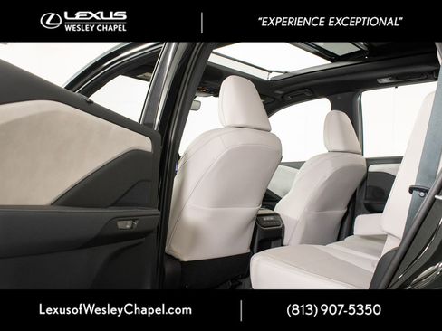 New 2026 Lexus TX 350 AWD image 8