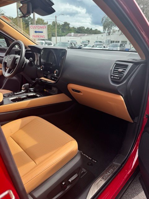 Used 2024 Lexus NX 350h AWD image 16