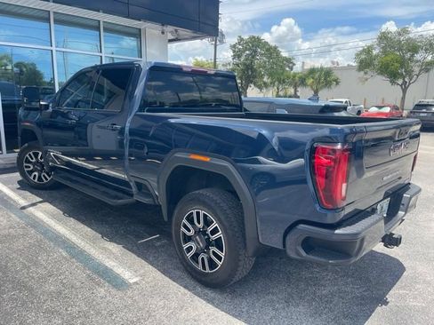 Used 2022 GMC Sierra 2500 AT4 AWD/4WD image 4