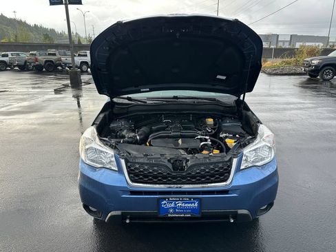 Used 2015 Subaru Forester 2.5i Limited AWD/4WD image 4