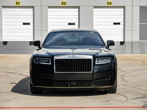 Used 2022 Rolls-Royce Ghost image 24