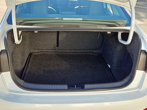 New 2026 Volkswagen Jetta SE image 6