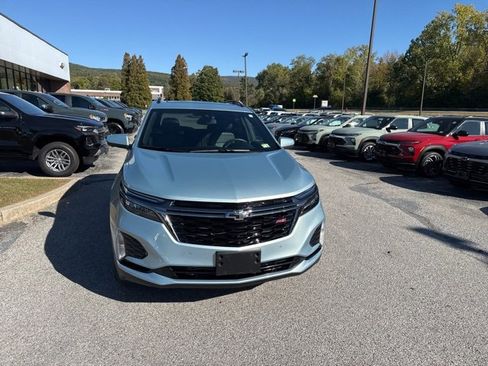 Used 2022 Chevrolet Equinox RS w/ RS Leather Package image 8