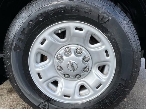 Used 2020 Nissan NV 2500 SV image 15