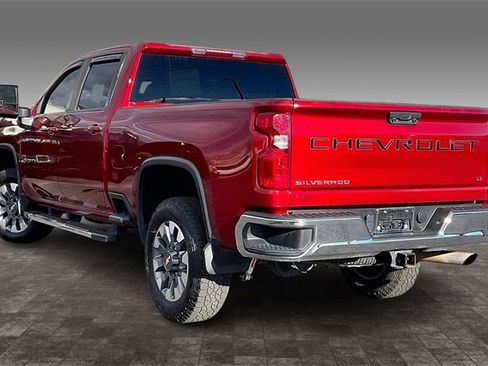 Used 2024 Chevrolet Silverado 2500 LT image 12