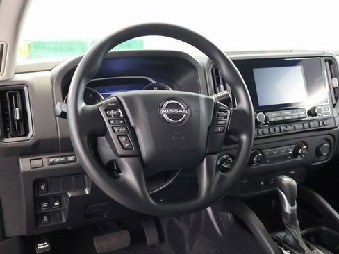 Certified 2025 Nissan Frontier S image 20
