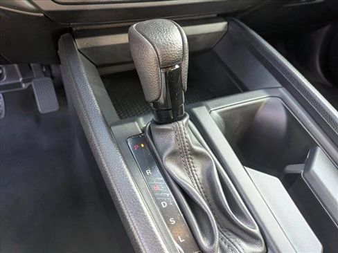 Used 2025 Honda Accord SE image 11