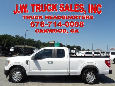 Used 2021 Ford F150 XL w/ Equipment Group 101A High RWD image 2