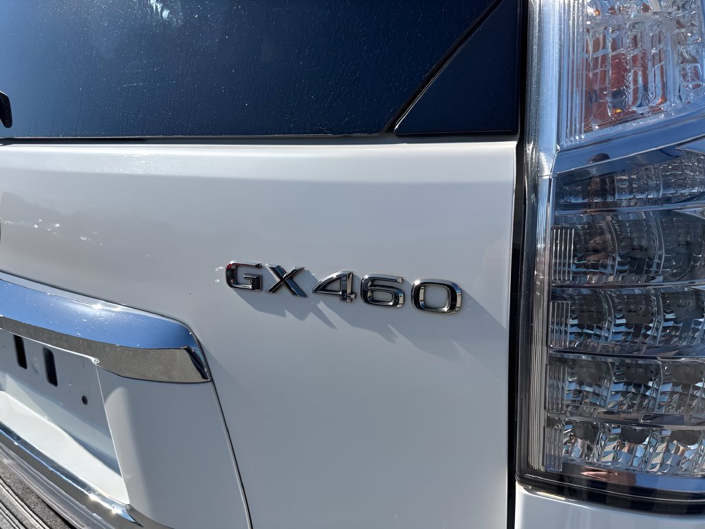 Used 2018 Lexus GX 460 w/ Navigation Package AWD/4WD image 32