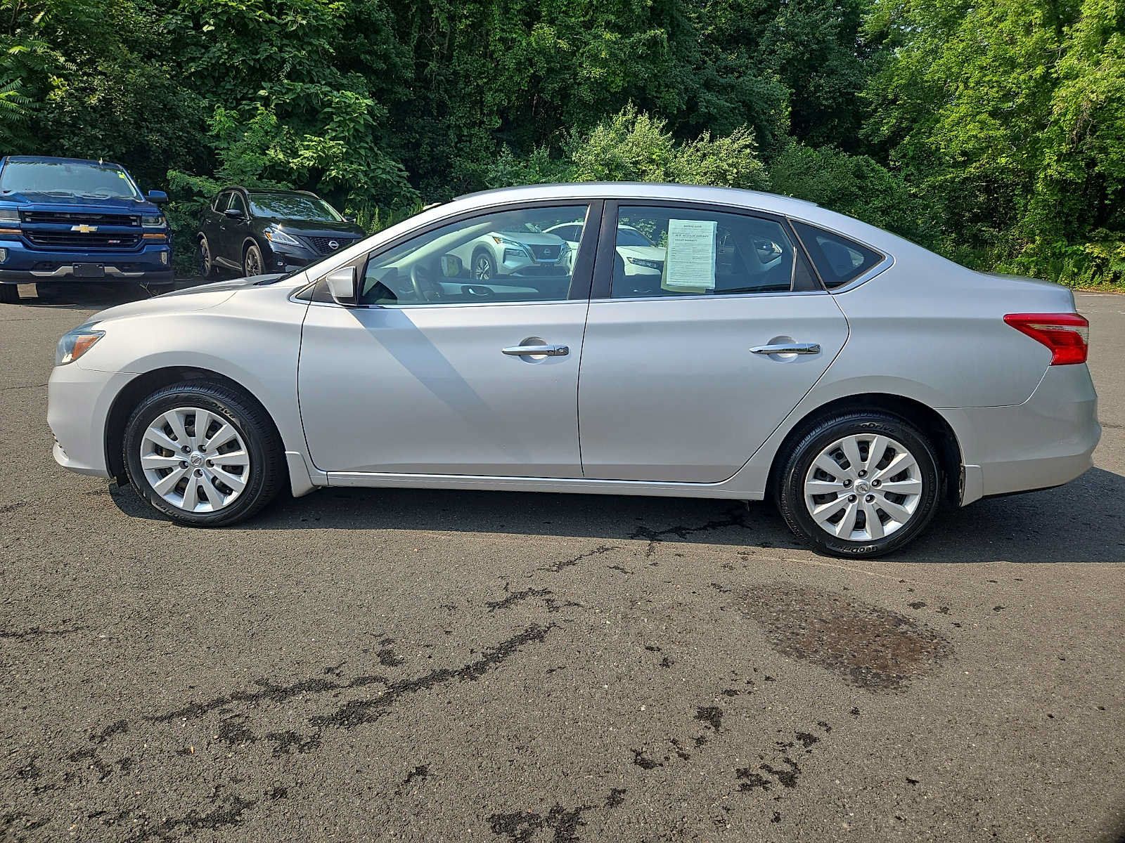 Used 2017 Nissan Sentra S FWD image 7