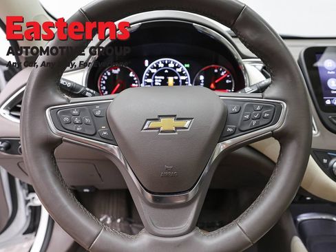 Used 2024 Chevrolet Malibu LT FWD image 10