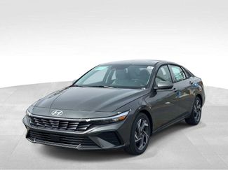 New 2026 Hyundai Elantra Limited w/ Cargo Package FWD video 2