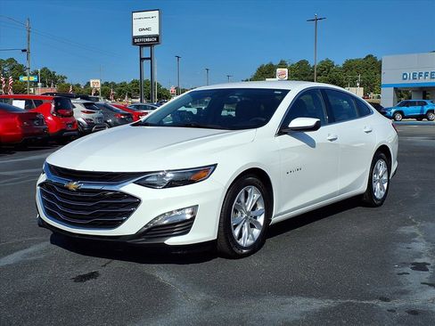Used 2024 Chevrolet Malibu LT image 1