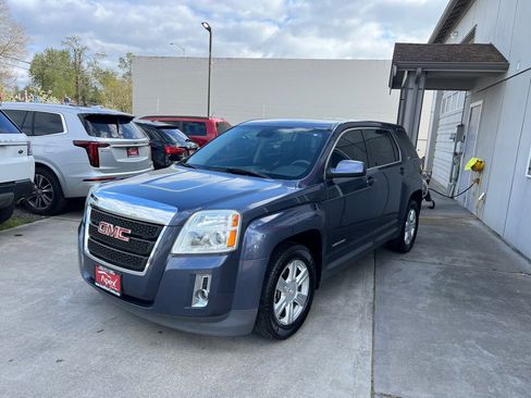 Used 2014 GMC Terrain SLE image 3