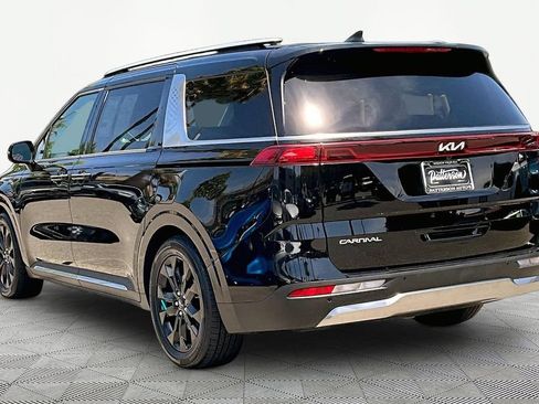Certified 2024 Kia Carnival SX Prestige FWD image 6