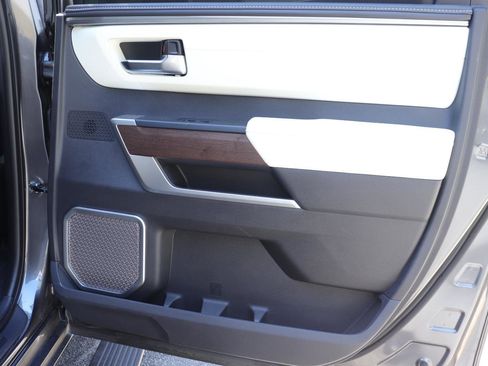 Used 2024 Toyota Tundra Capstone image 18