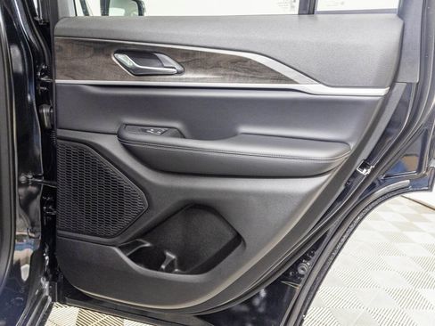 New 2026 Jeep Grand Cherokee Altitude image 45