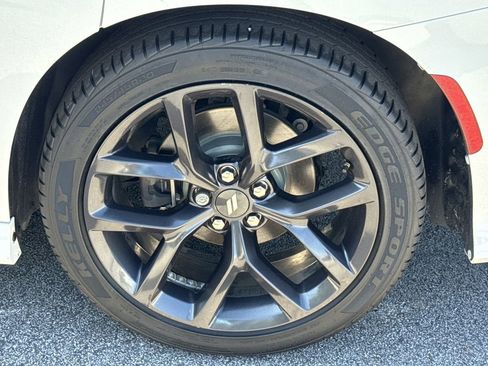 Used 2020 Dodge Charger R/T w/ Blacktop Package image 19