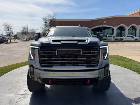 Used 2024 GMC Sierra 2500 AT4 w/ AT4 Premium Plus Package image 2