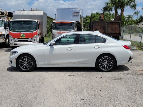 Used 2020 BMW 330i Sedan w/ Driving Assistance Package RWD image 6