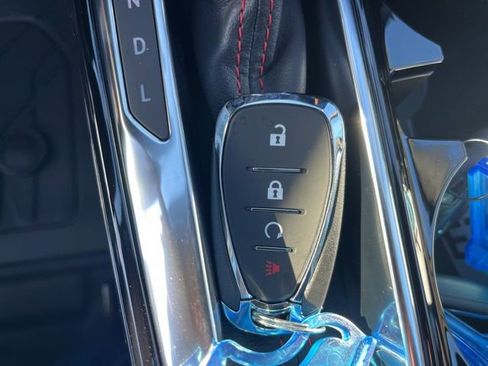 New 2026 Chevrolet Trax RS w/ Sunroof Package image 33